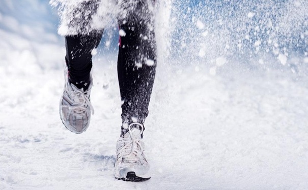 冬天跑步不出汗有用吗？冬天跑步为什么不出汗？(1)