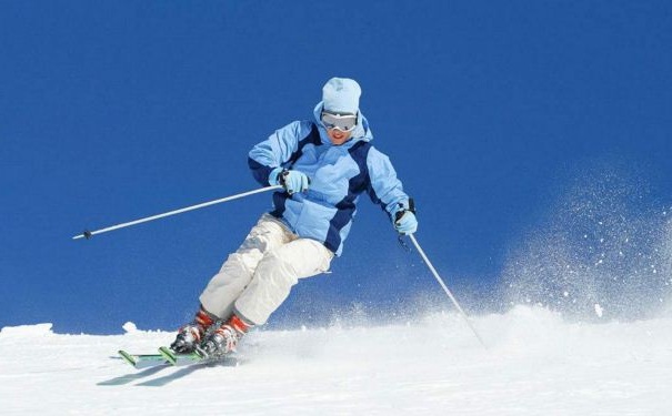 滑雪应该注意什么？冬天滑雪有哪些好处？(1)