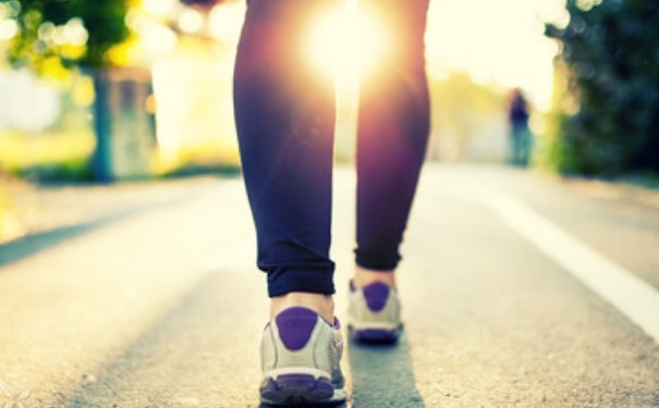 一天走多少步最合适？中老年人每天走路多少好？(1)