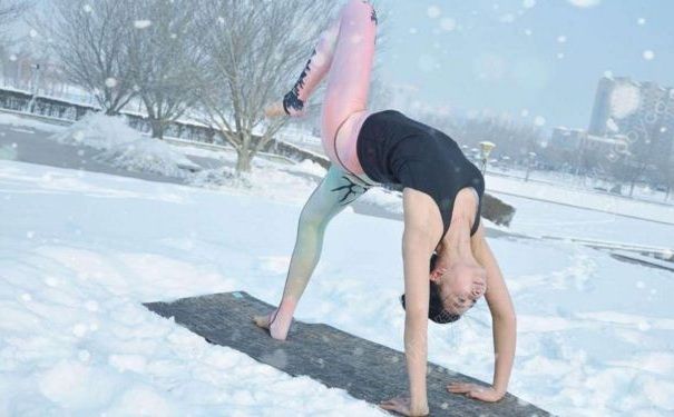 冬天练瑜伽有何好处？冬天练瑜伽有什么作用？(2)