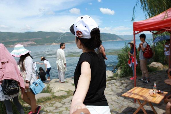 巴厘岛海洋垃圾成灾，出国旅游注意什么？(4)