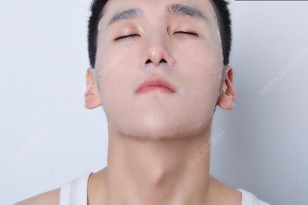 男人毛孔粗大是什么原因？如何改善毛孔粗大？(3)