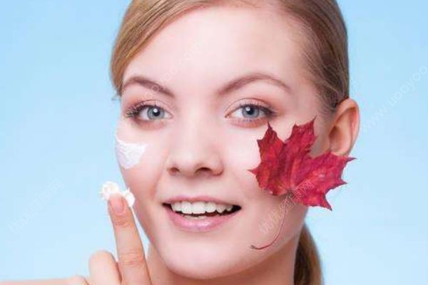秋季皮肤总是很干怎么办？秋季怎么样给皮肤补水？(2)