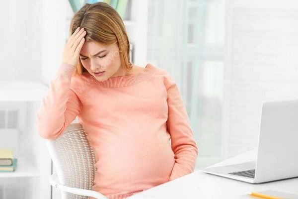 怀孕多久后不能工作？怀孕后继续工作要注意什么？(4)