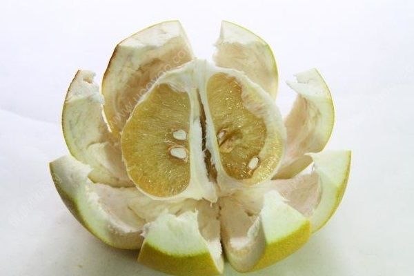 柚子皮怎么做菜？柚子皮有哪些作用功效？(3)