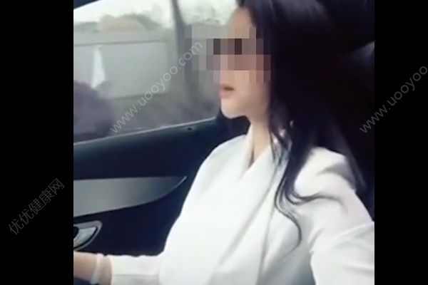 女子为拍抖音危险驾驶，结果被交警看到了遭罚款(3)