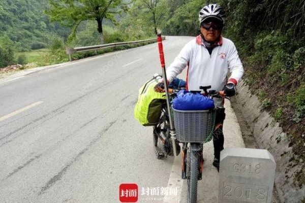69岁大爷从上海骑行去拉萨，22天时间骑到成都(4)