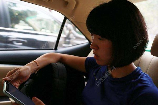 乘滴滴遇害空姐父亲：女儿背部挨十多刀，颈部大动脉被割破(4)