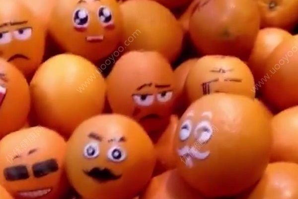 水果摊现表情包橙子，染色的橙子有毒吗？(2)