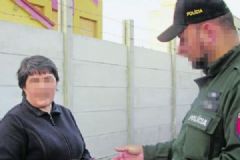 连续19年每天播放16小时咏叹调，女子因扰民被捕[多图]