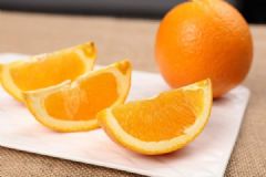 橙子不宜和什么一起吃？吃橙子的禁忌事项有哪些？[多图]
