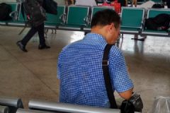 火车站候车厅34℃孕妇中暑晕倒，副站长:空调全开[多图]