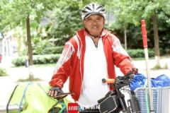 69岁大爷从上海骑行去拉萨，22天时间骑到成都[多图]
