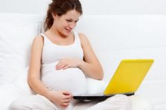 孕妇对着电脑工作对胎儿好吗？怀孕可以用电脑工作吗？[图]